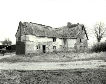 Old Budna Farmhouse in 1981 [Z50/84/44]